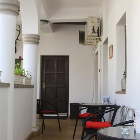에게르 Eden Panzio B&B 외부 사진