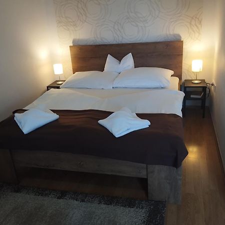 에게르 Eden Panzio B&B 외부 사진