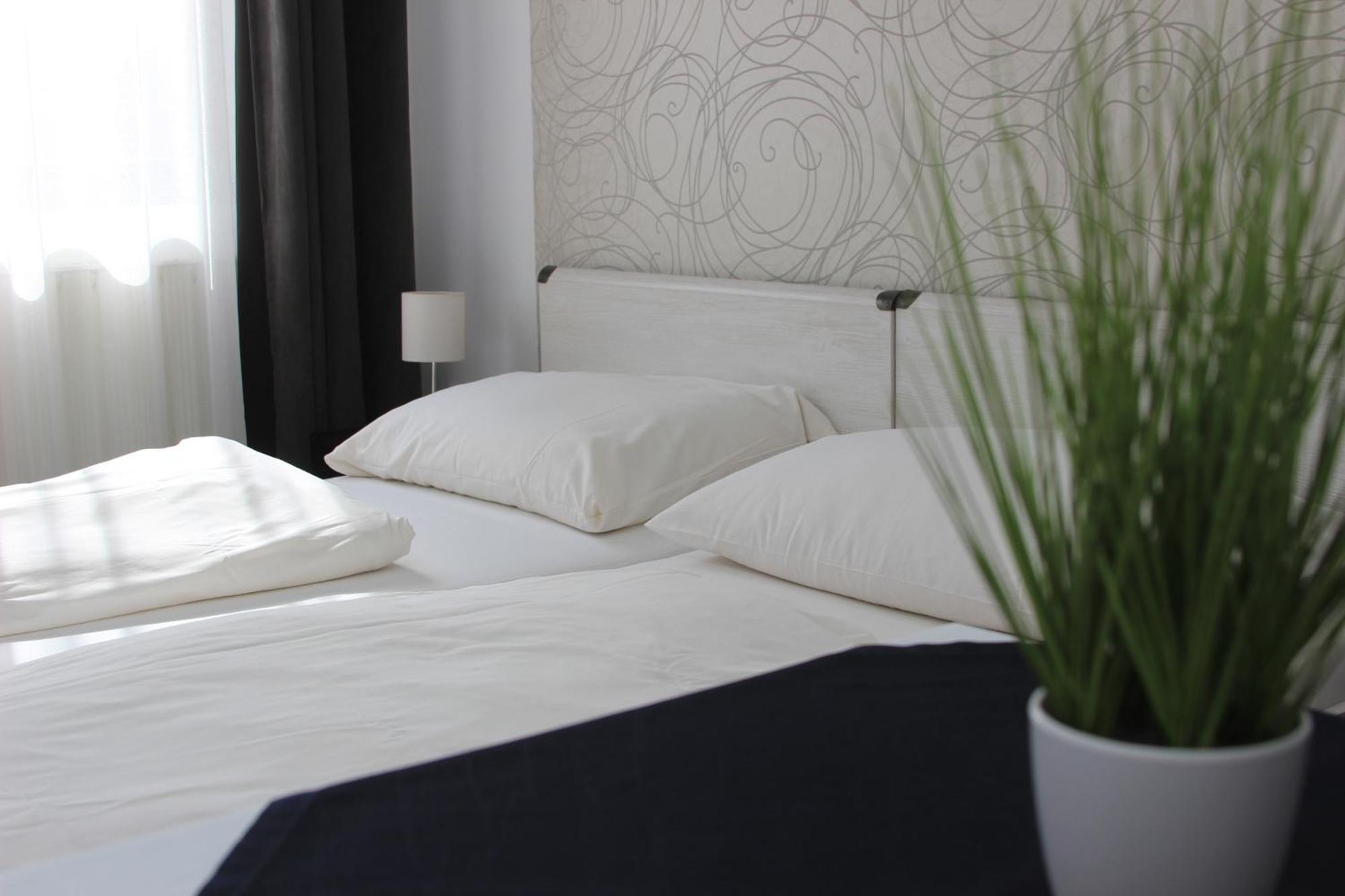 에게르 Eden Panzio B&B 외부 사진