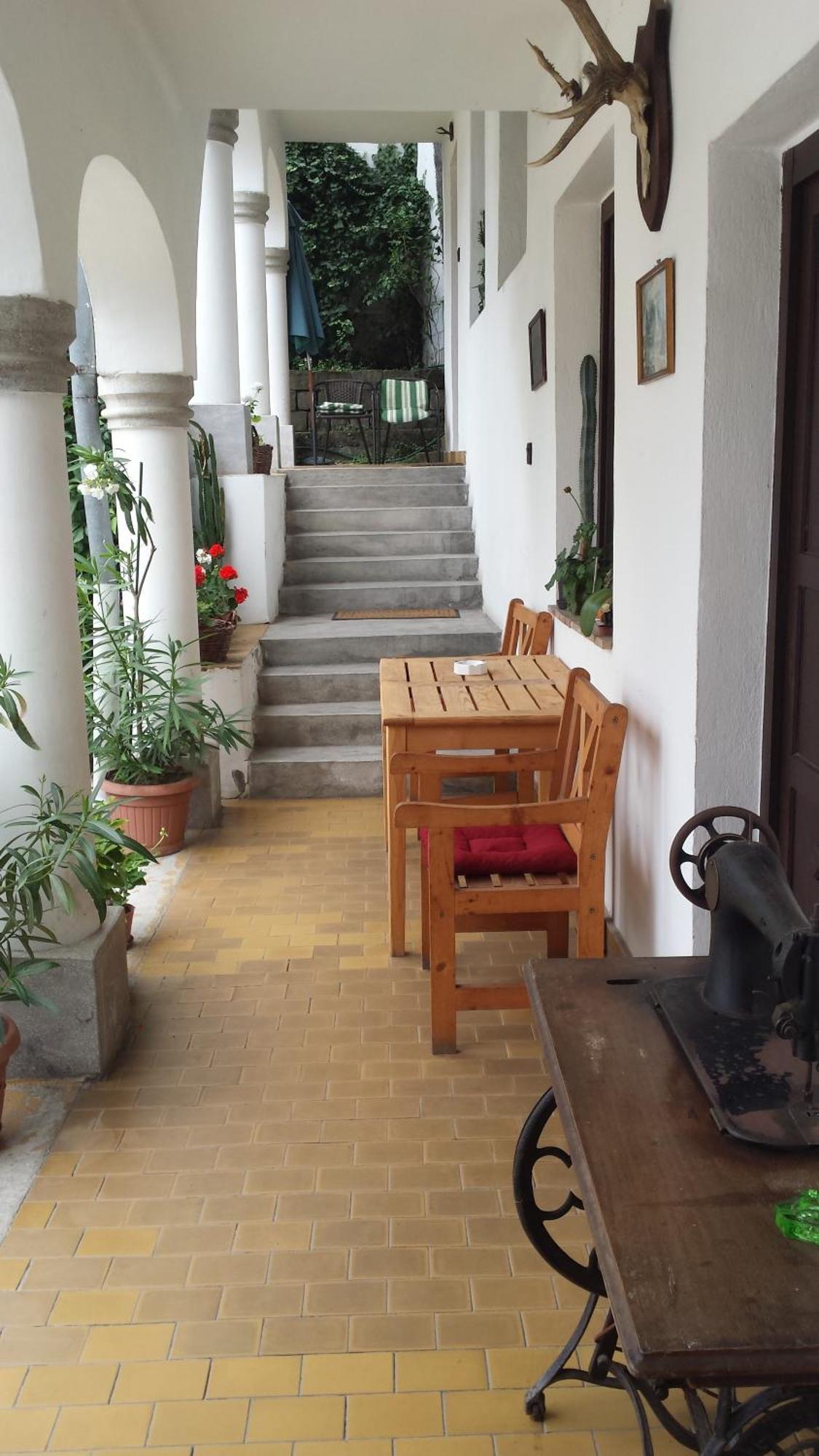 에게르 Eden Panzio B&B 외부 사진
