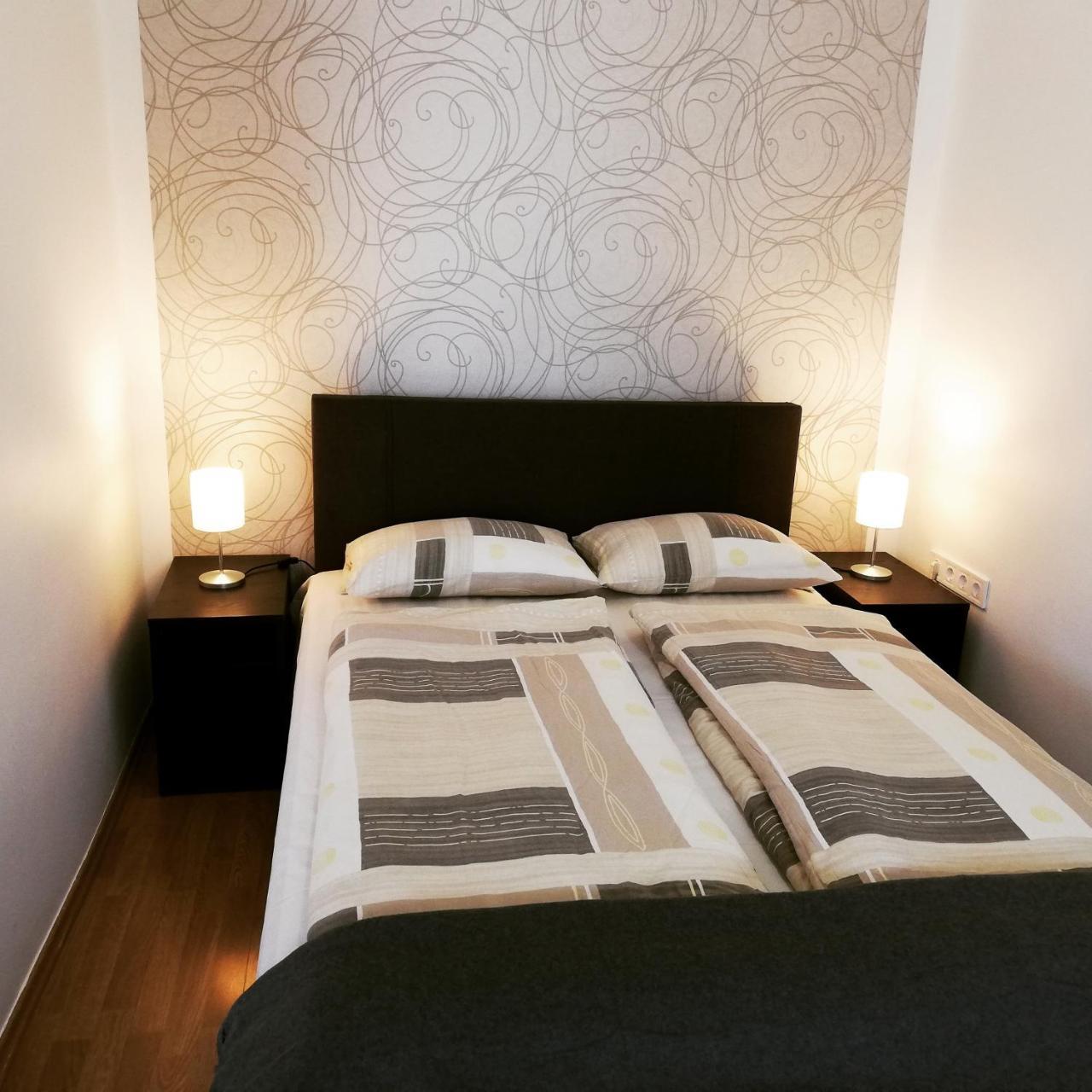 에게르 Eden Panzio B&B 외부 사진
